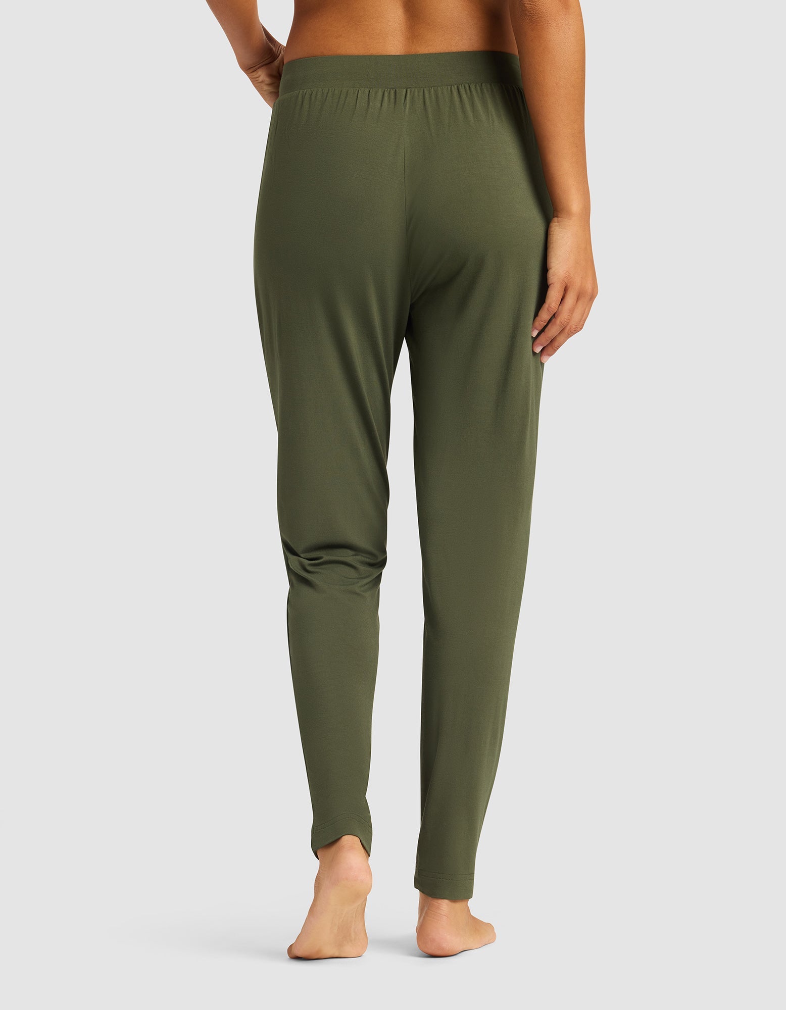 Women's Bamboo Stretch-Knit Tapered Pant